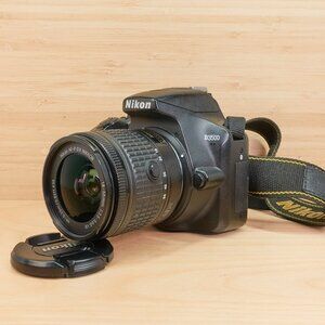 Nikon D3500 24.2MP DSLR Camera / With AF-P DX NIKKOR 18–55mm f/3.5–5.6G VR Lens